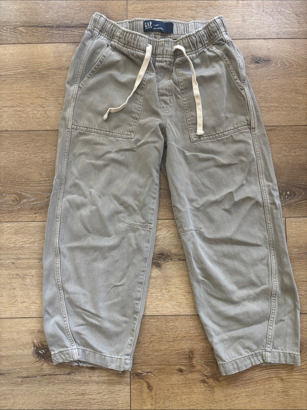 GAP Pull-On Barrel Pants - women’s size small short